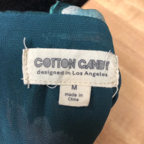 🌟Strappy dark green floral tank - Picture 3 of 3